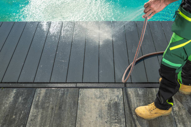 Best Roof Power Washing Services  in Tomahawk, WI